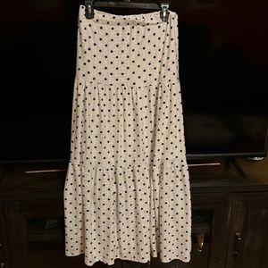 Maxi skirt or dress white with black polka dots.